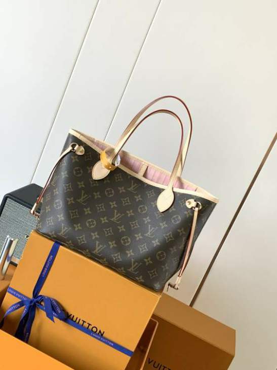 Picture of Louis Vuitton Handbags _SKUfw232395014fw